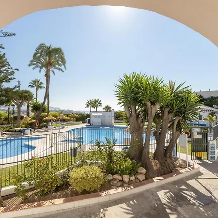 Shangri-La Casa Blanca Apartment Nerja